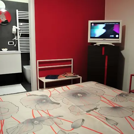 Eva E Diabolik Design Centro Lägenhet